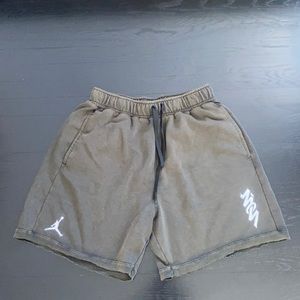 Jordan shorts men’s size large NWOT